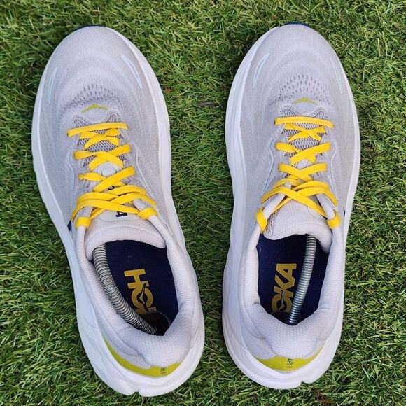 HOKA ARAHI 8 - Men's Sneakers - SIZE 10.5D - Picture 7 of 9